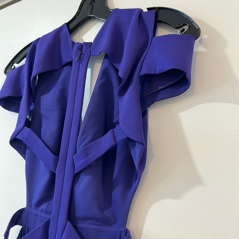 NWT BCBGMaxAzria Ava Cut Out Gown - Picture 9 of 14